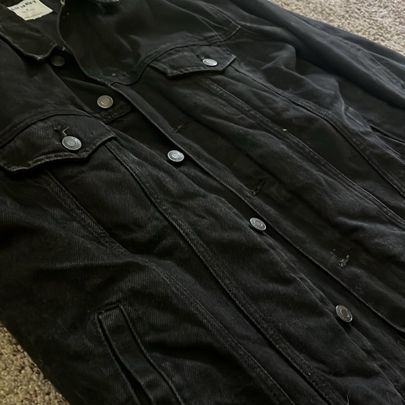 Old Navy Black Denim Jacket - Picture 4 of 5